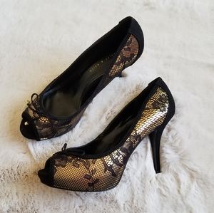 Charles&Keith Gold/Black lace Size 38
